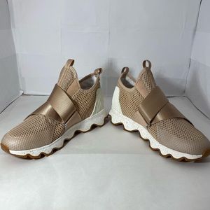 Sorel Kinetic Natural Tan Women’s size 8 shoes